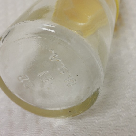 Gemco Toothpick Holder Yellow Top Made in USA 22 B 4 inches tall glass plastic - Picture 5 of 11